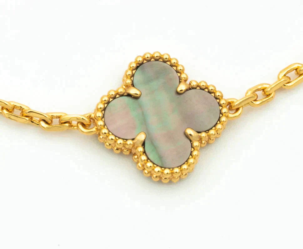 [Loco]New CLOVER 5 MOTIF GRAY MOP BRACELET COLLECTION