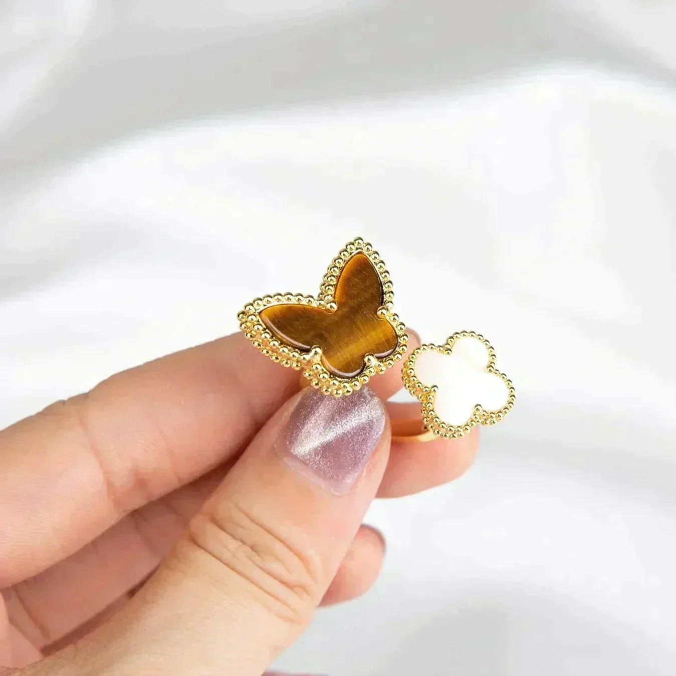 ¡®Loco¡¯LUCKY BETWEEN THE FINGER RING