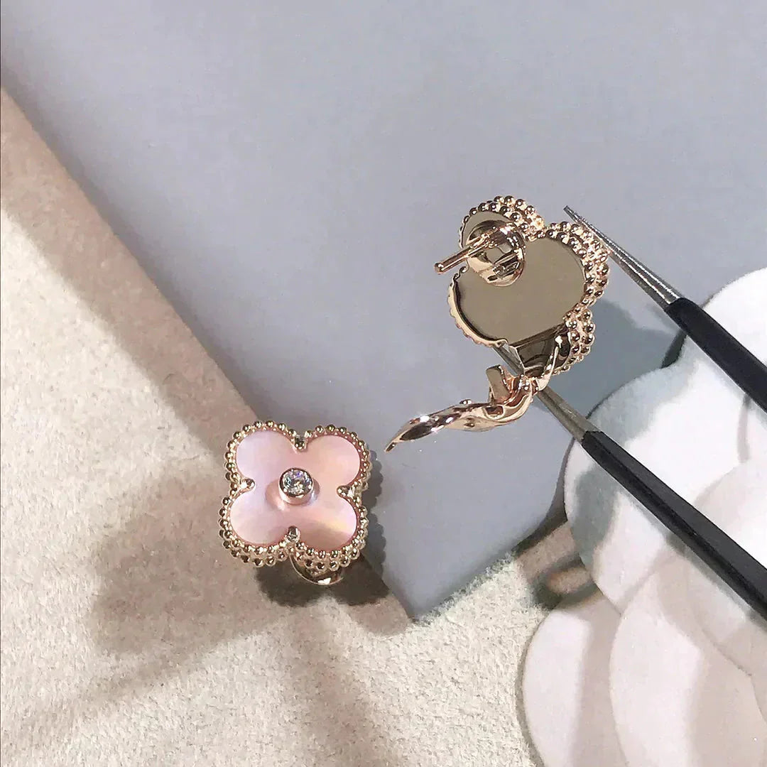 ¡®Loco¡¯CLOVER MEDIUM 1 MOTIFS  PINK MOP DIAMOND EARRINGS