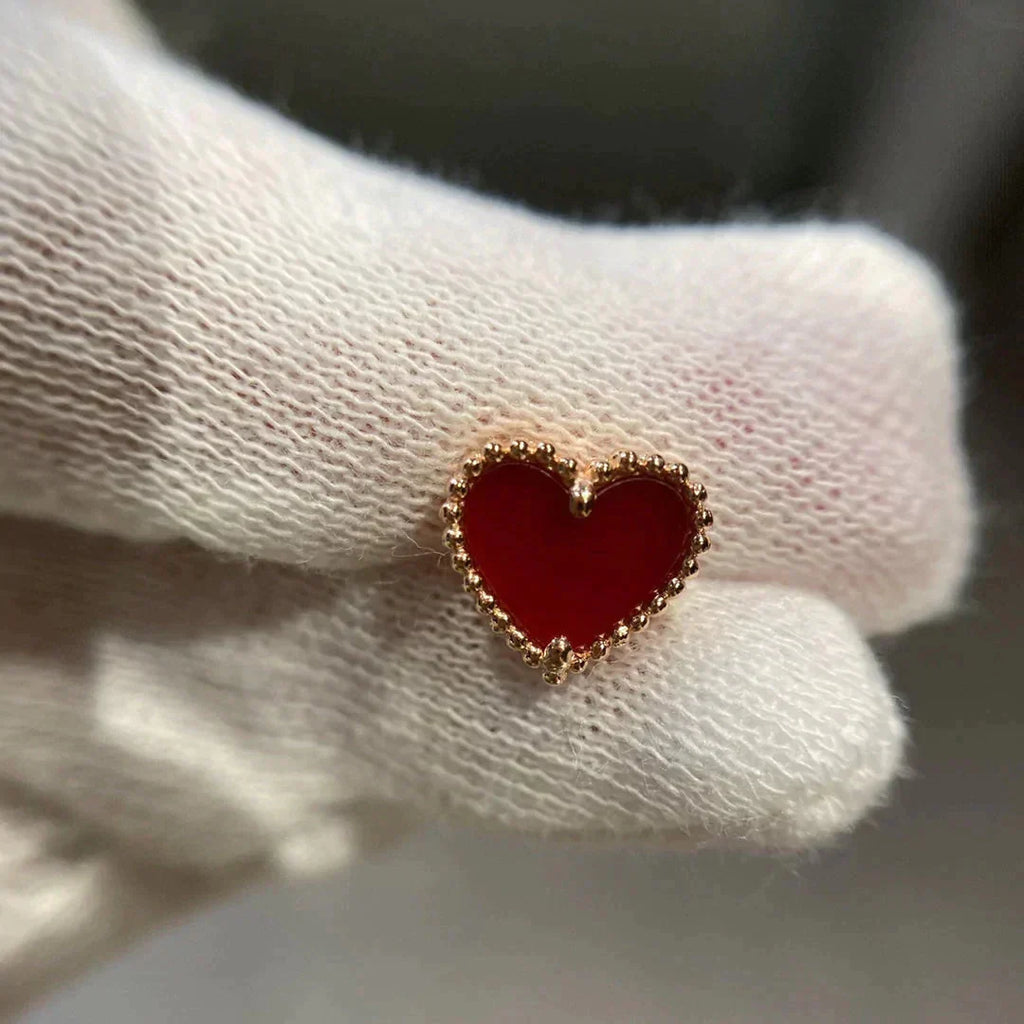 ¡®Loco¡¯HEART CARNELIAN STUD EARRINGS