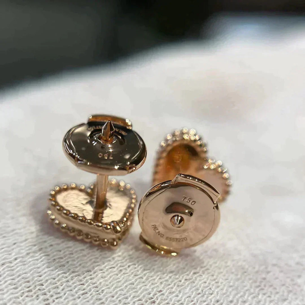 ¡®Loco¡¯HEART CARNELIAN STUD EARRINGS
