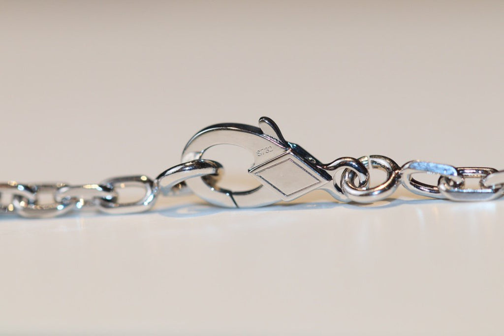 ¡®Loco¡¯CLOVER 20 MOTIFS ONYX DIAMOND SILVER