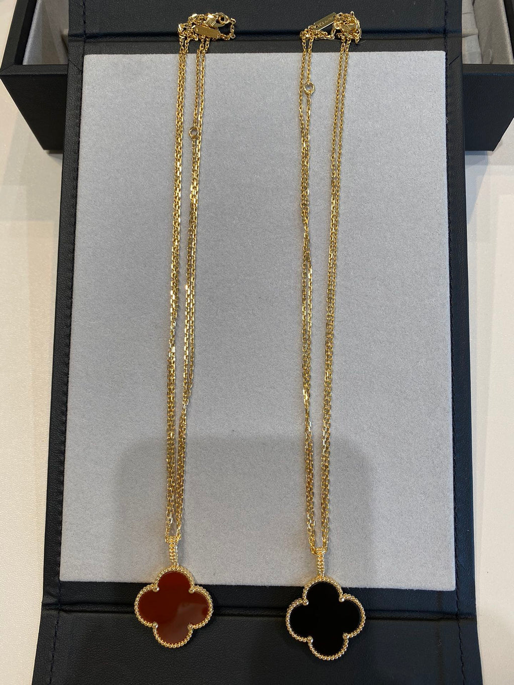 ¡®Loco¡¯CLOVER 25MM NECKLACE GOLD CARNELIAN