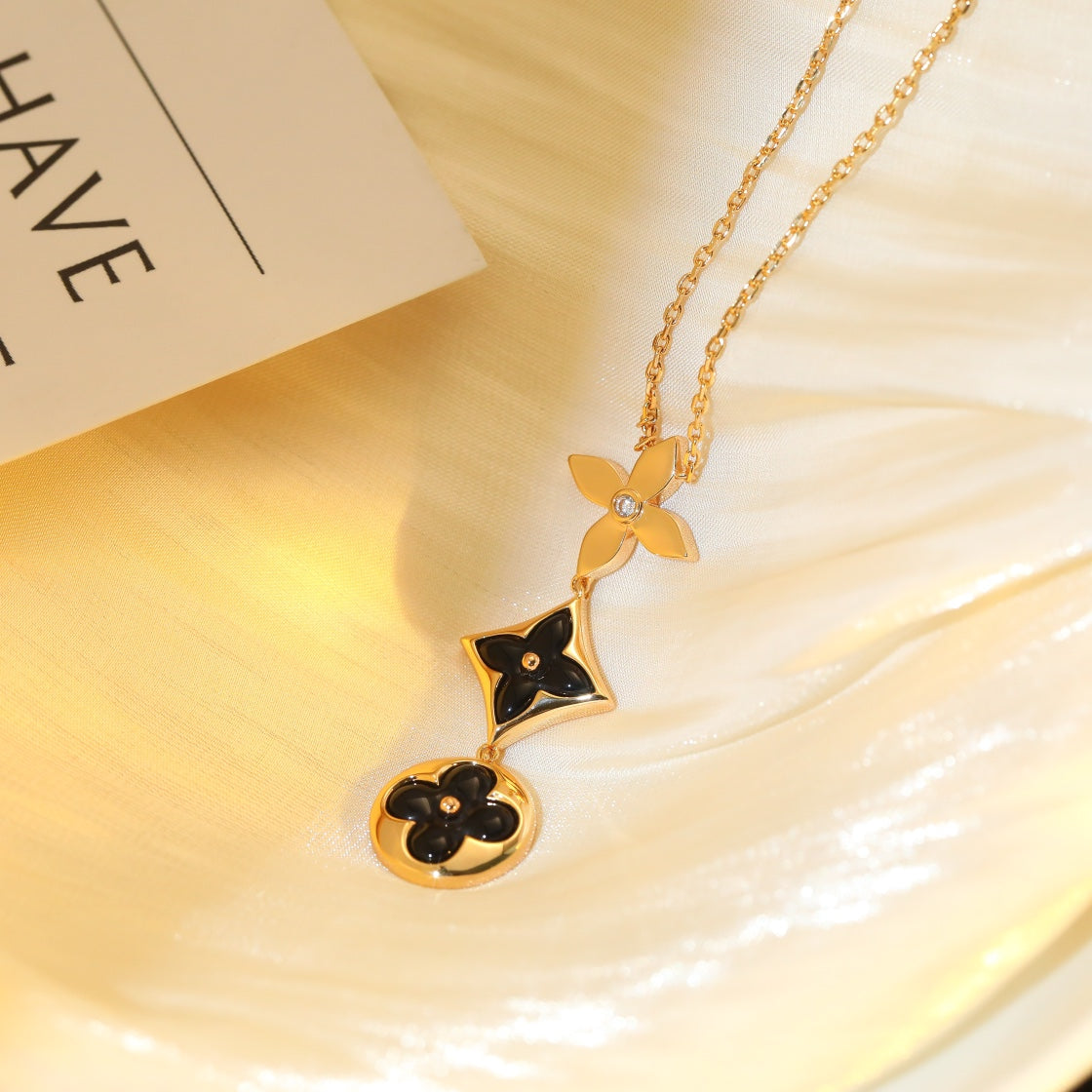 ¡®Loco¡¯STAR AND SUN ONYX PINK GOLD NECKLACE