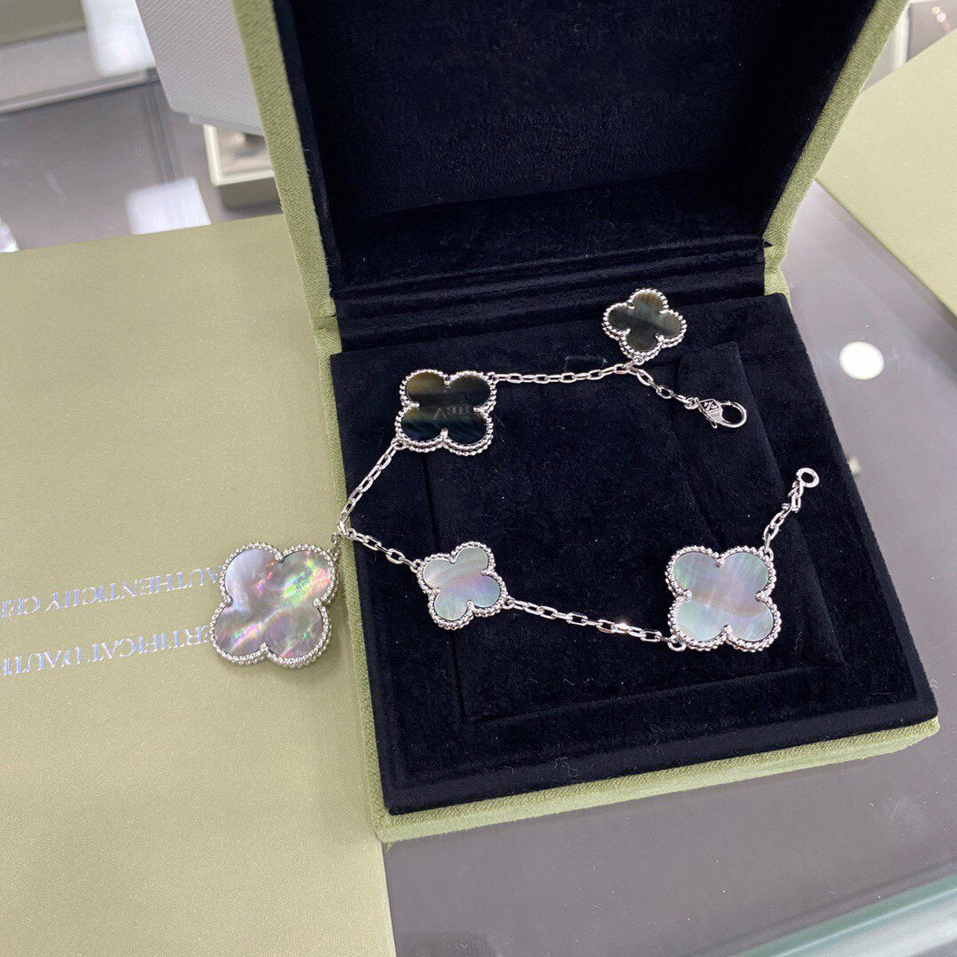 ¡®Loco¡¯CLOVER 5 MOTIFS SIVLER DARK MOP BRACELET