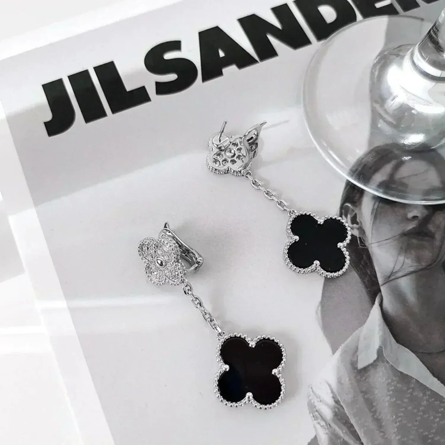 ¡®Loco¡¯CLOVER 2 MOTIFS  DIAMOND ONYX EARRINGS SILVER
