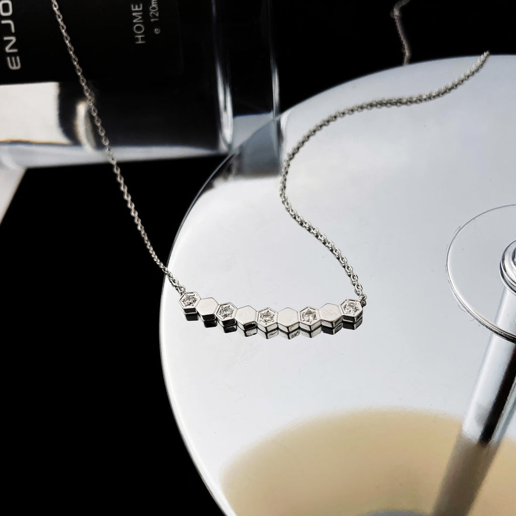 ¡®Loco¡¯BEE MY LOVE DIAMOND NECKLACE