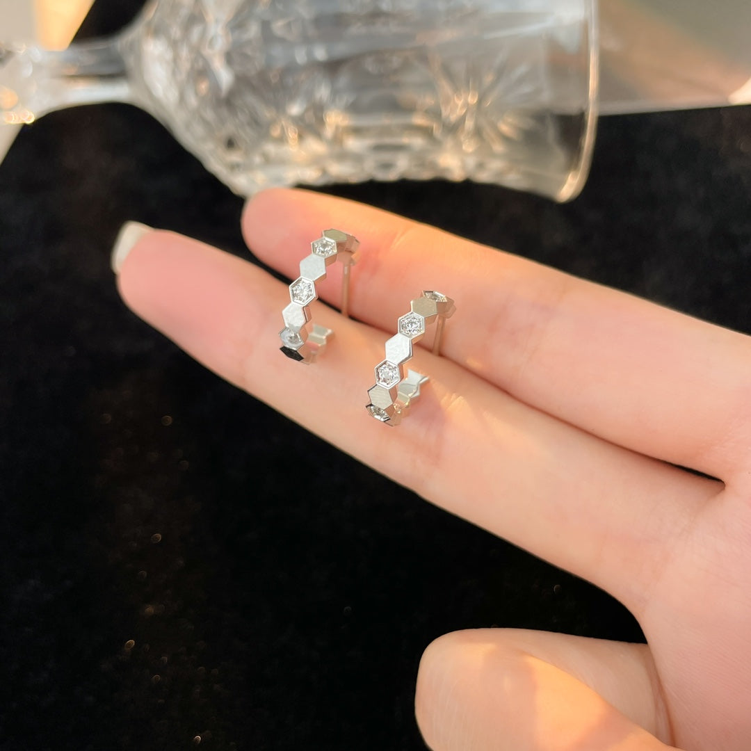 ¡®Loco¡¯BEE LOVE DIAMOND HOOP EARRINGS