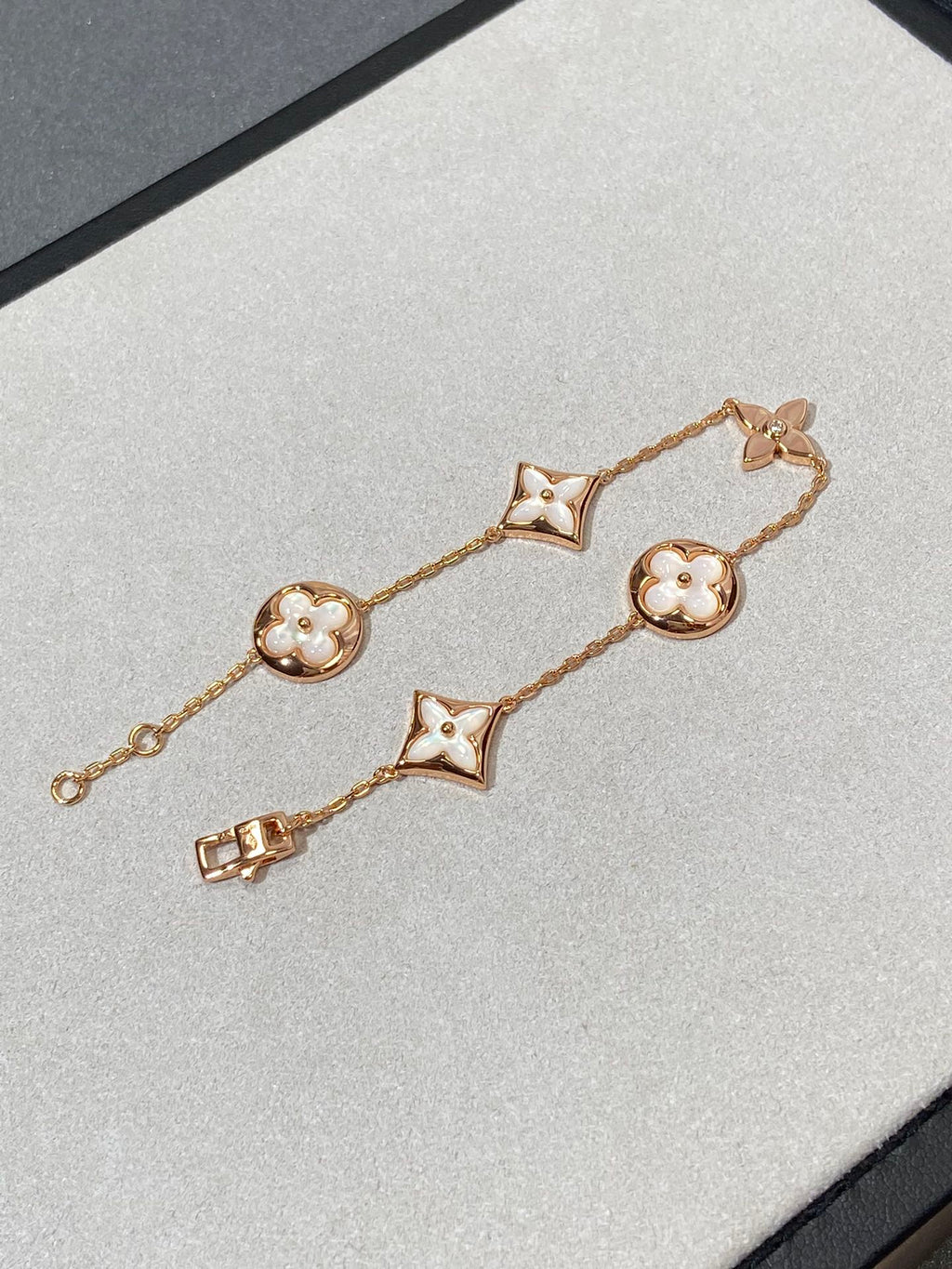 ¡®Loco¡¯STAR AND SUN 5 MOTIF MOP PINK GOLD BRACELET