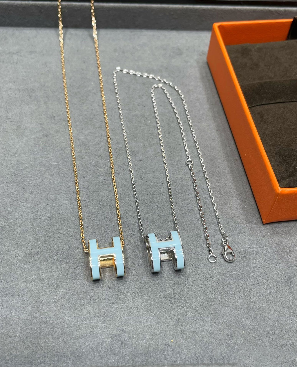 ¡®Loco¡¯POP H SKY BLUE NECKLACE