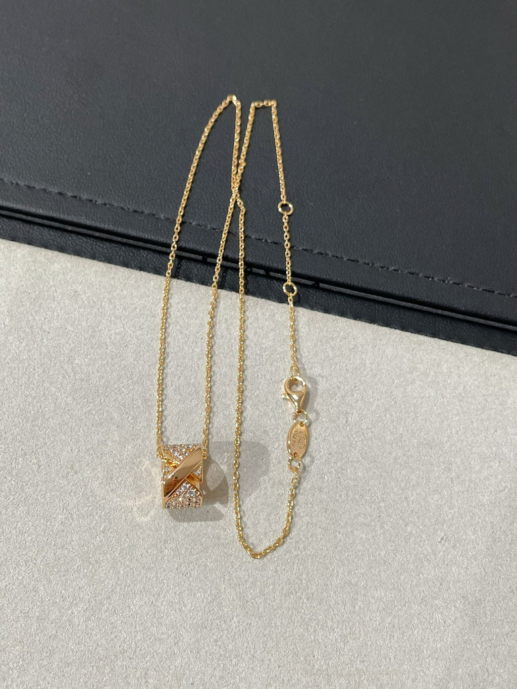 ¡®Loco¡¯LIENS EVIDENCE DIAMOND PAVED NECKLACE