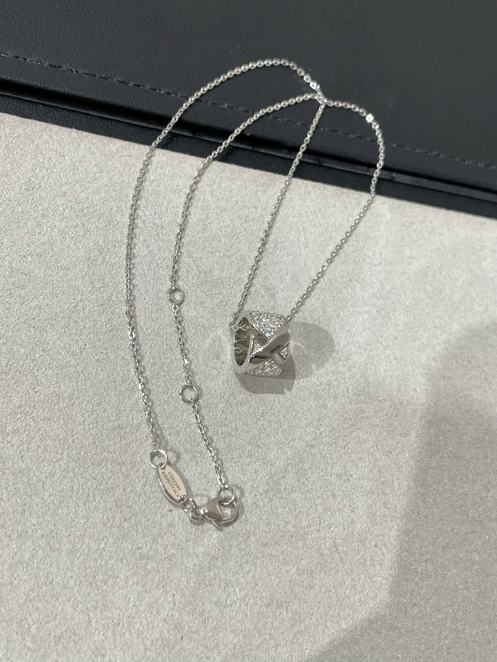 ¡®Loco¡¯LIENS EVIDENCE DIAMOND PAVED NECKLACE