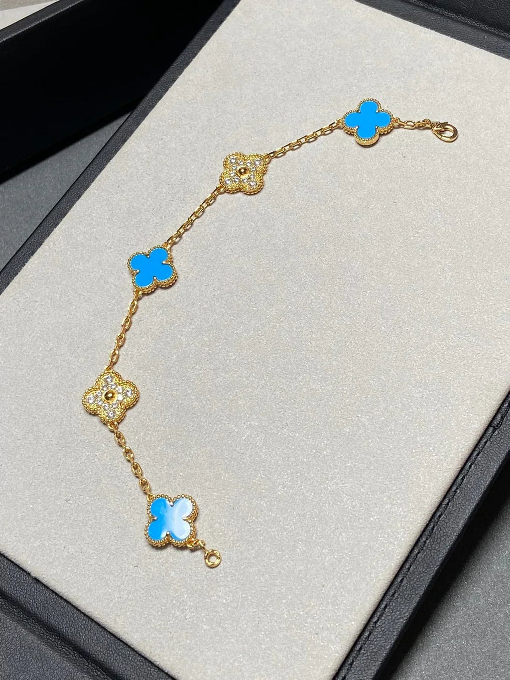 [Loco]New CLOVER 5 MOTIF BLUE AGATE BRACELET COLLECTION