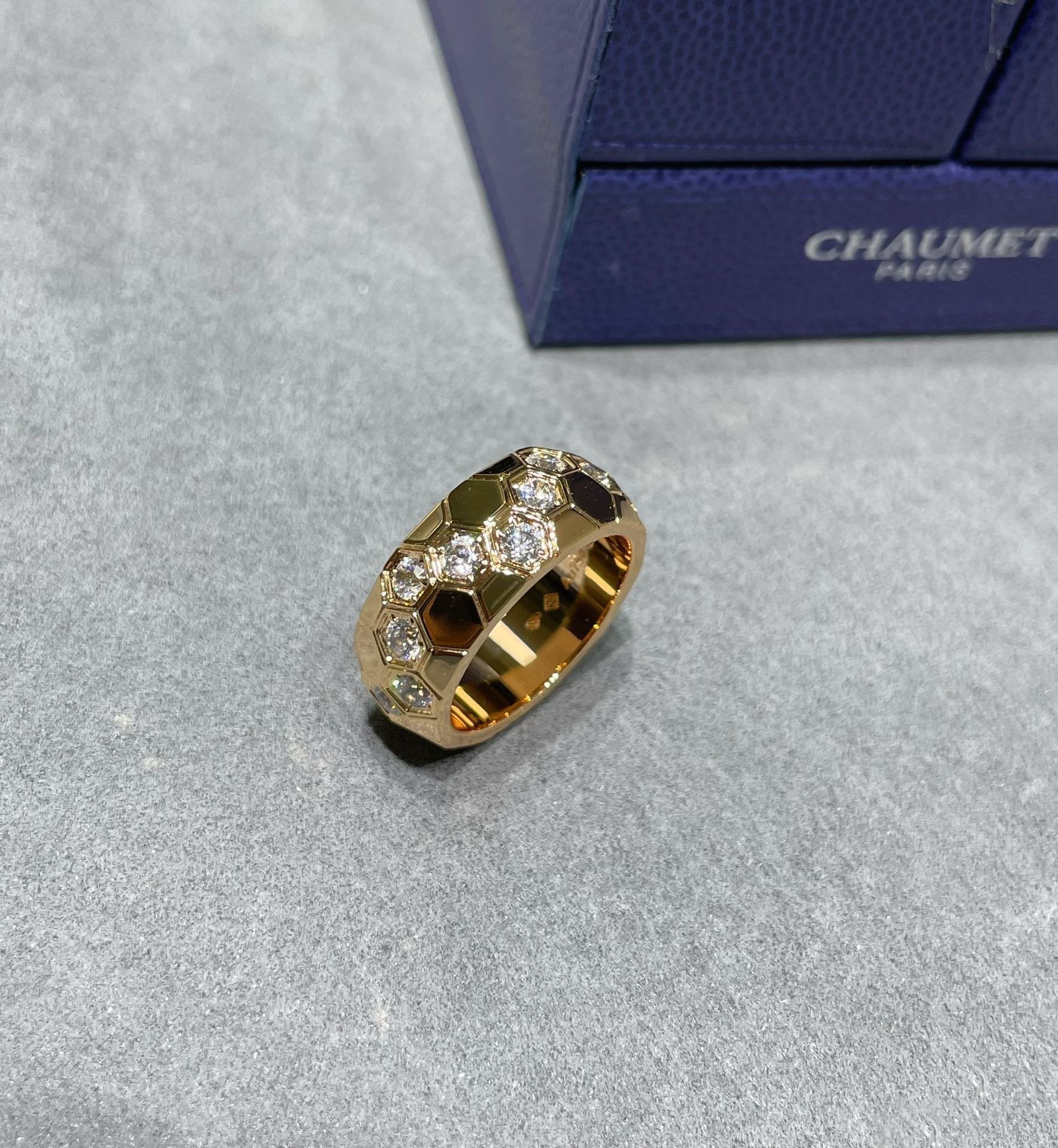 ¡®Loco¡¯BEE LOVE DIAMOND LARGE RING