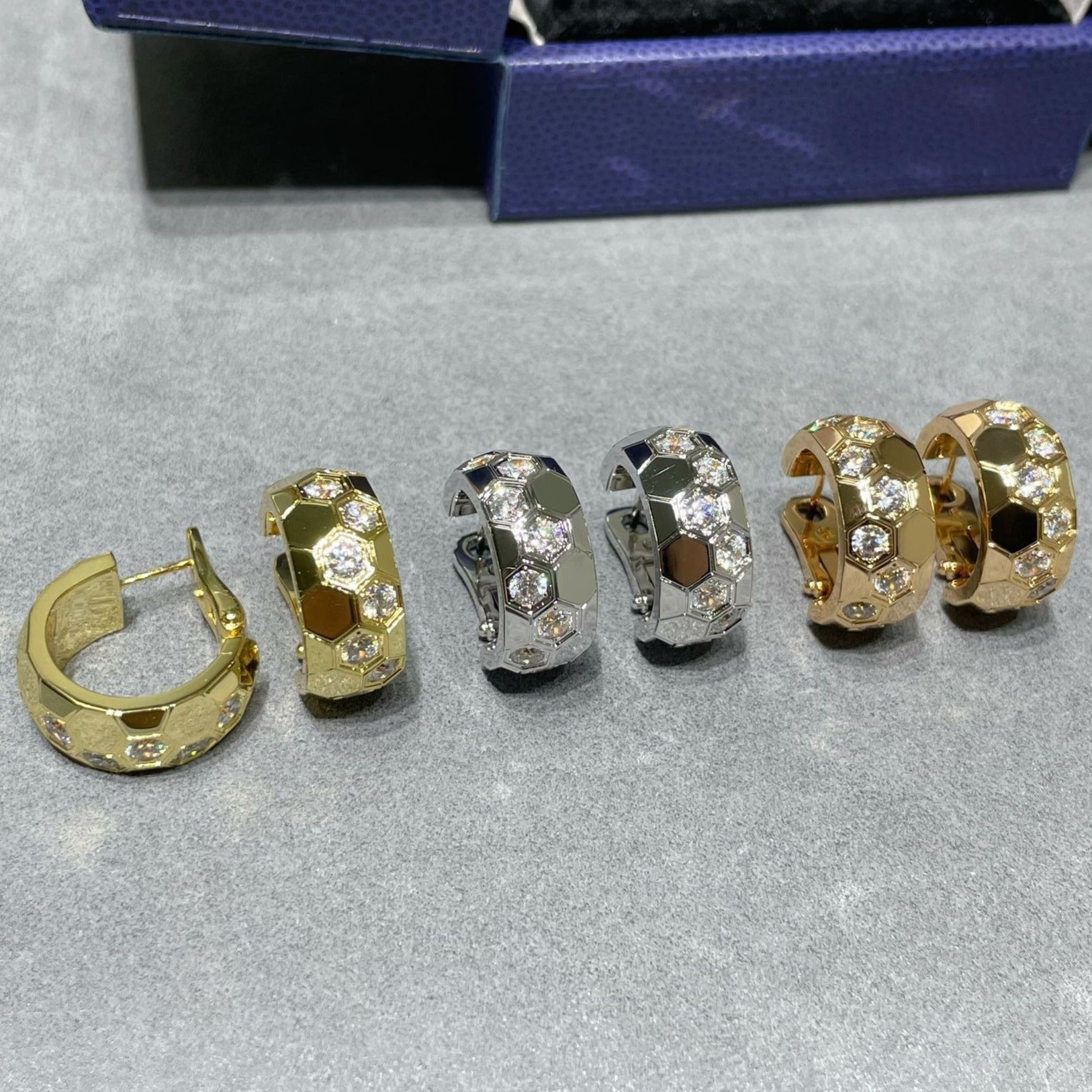 ¡®Loco¡¯BEE LOVE DIAMOND HOOP EARRINGS