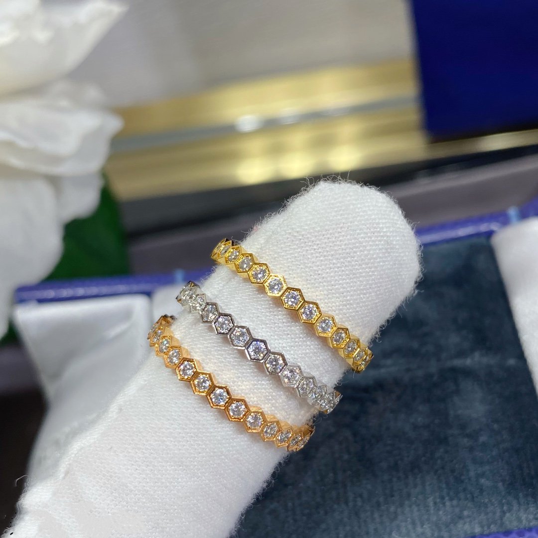 ¡®Loco¡¯BEE LOVE DIAMOND PAVED SMALL RING