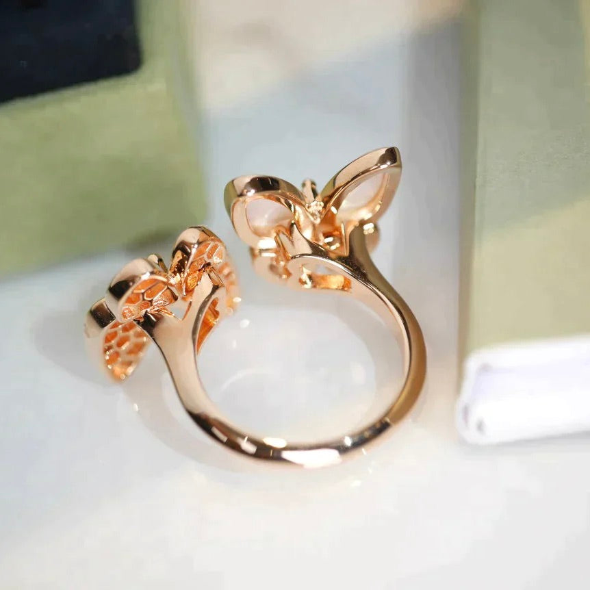 ¡®Loco¡¯TWIN BUTTERFLY DIAMOND MOP RING
