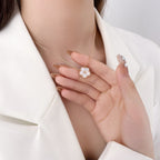 ¡®Loco¡¯LUCKY  WHITE MOP  PLUM BLOSSOM NECKLACE
