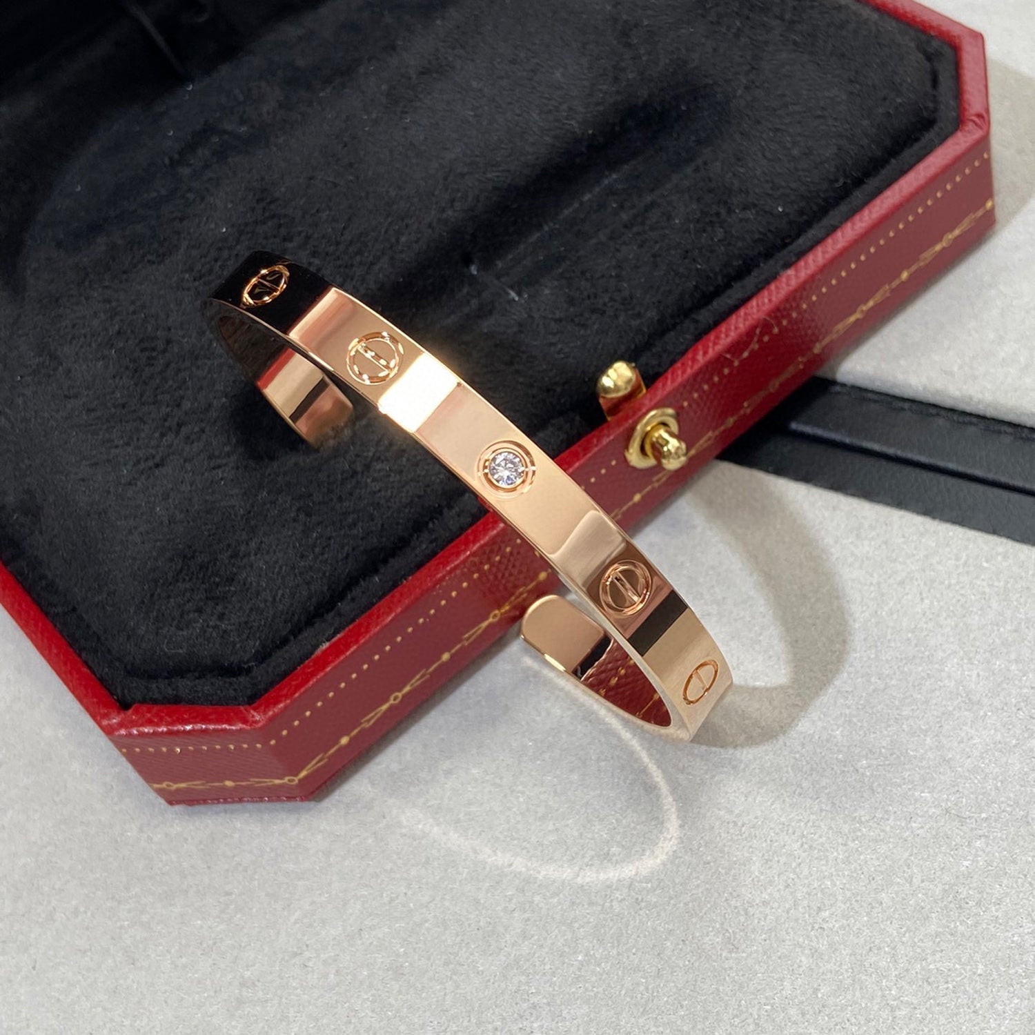 ¡®Loco¡¯LOVE BRACELET 6.1MM 1 DIAMOND OPEN CUFF