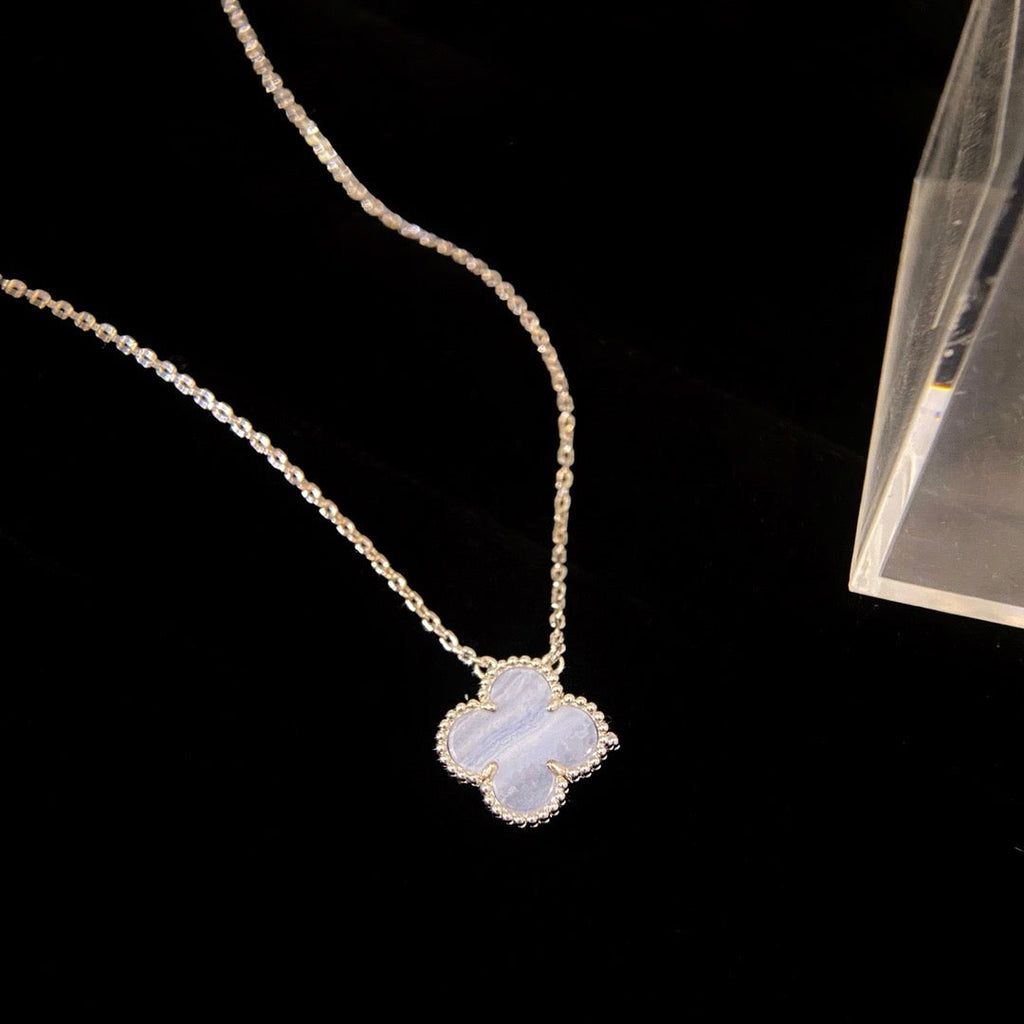 ¡®Loco¡¯CLOVER 15MM BLUE CHALCEDONY NECKLACE SILVER