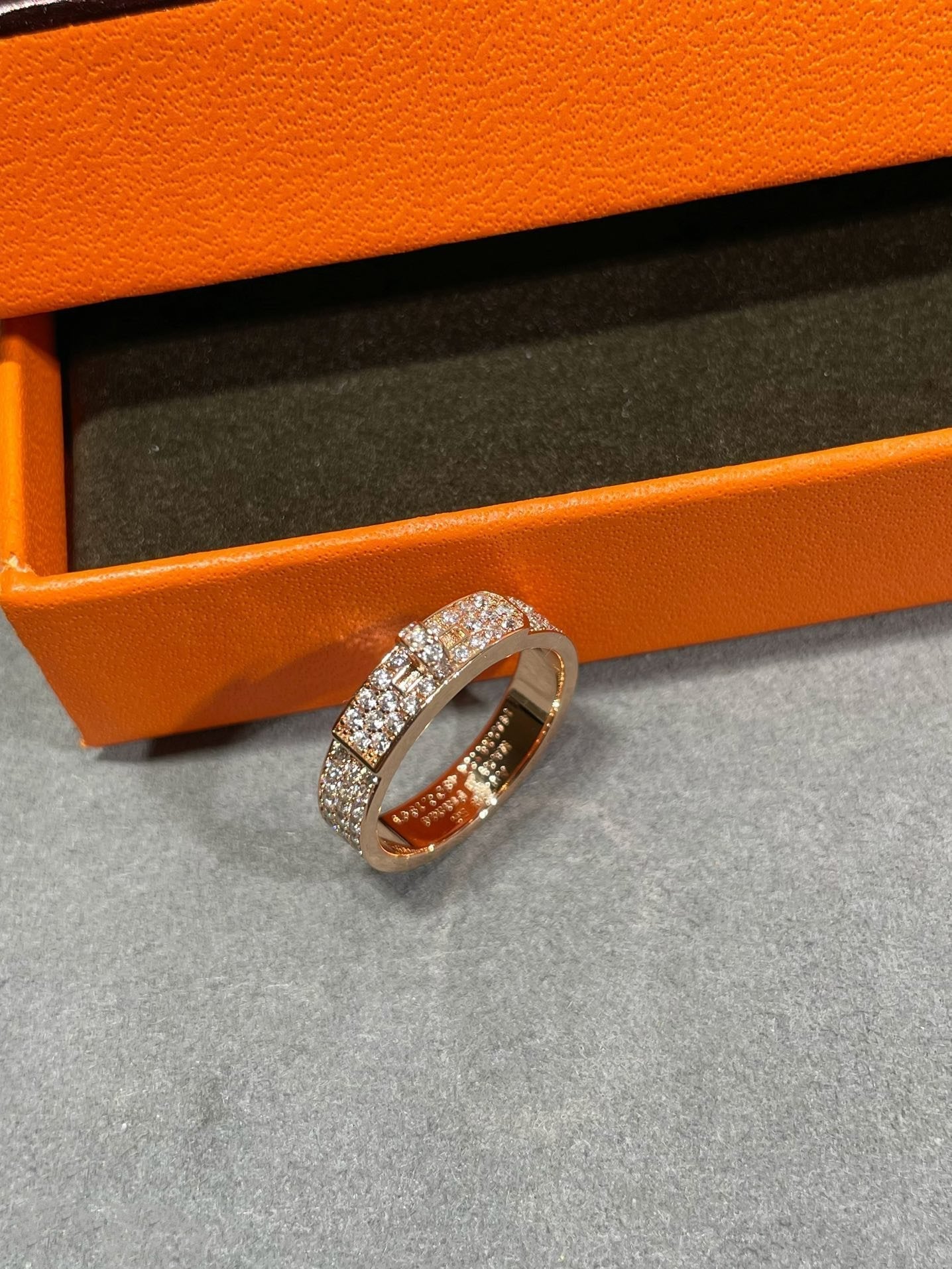 ¡®Loco¡¯KELLY PINK GOLD DIAMOND RING
