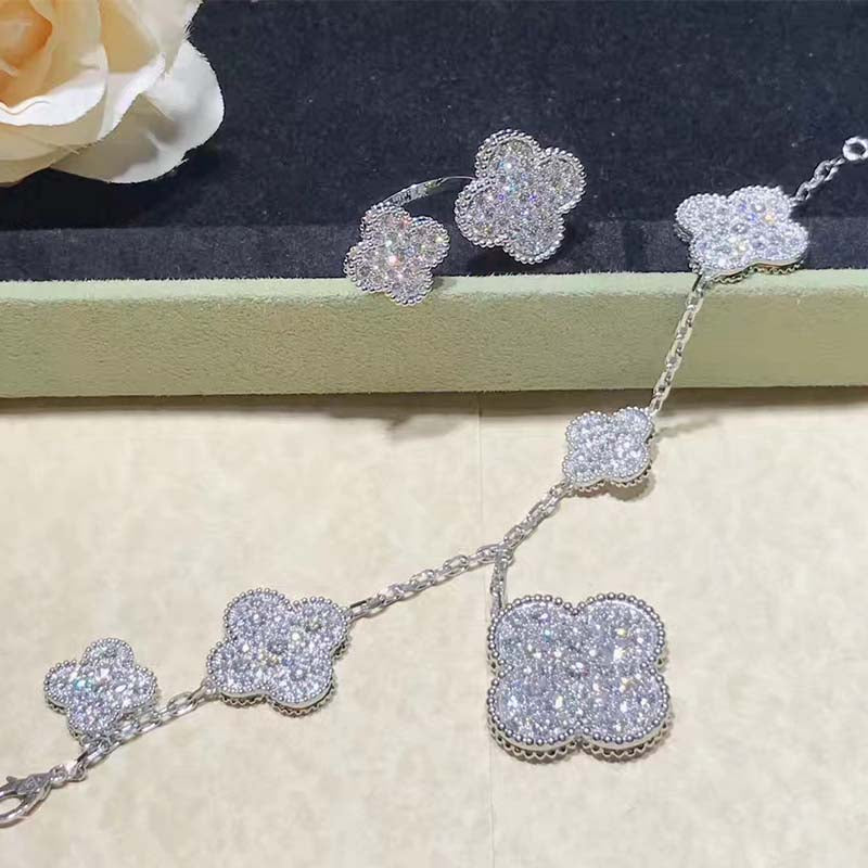 ¡®Loco¡¯CLOVER 6 MOTIFS SILVER DIAMOND BRACELET