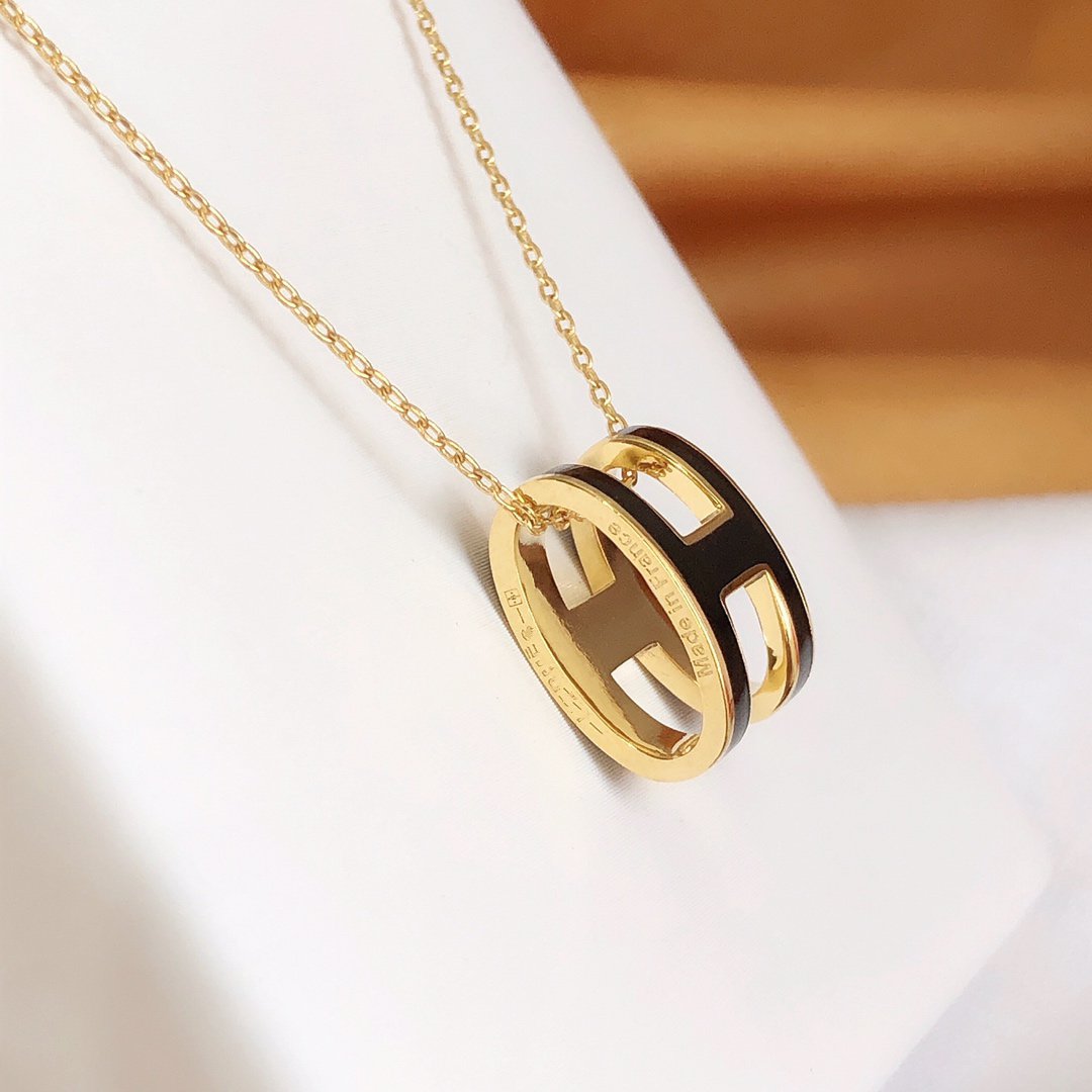 ¡®Loco¡¯HM CLIC BLACK ENAMEL GOLD NECKLACE