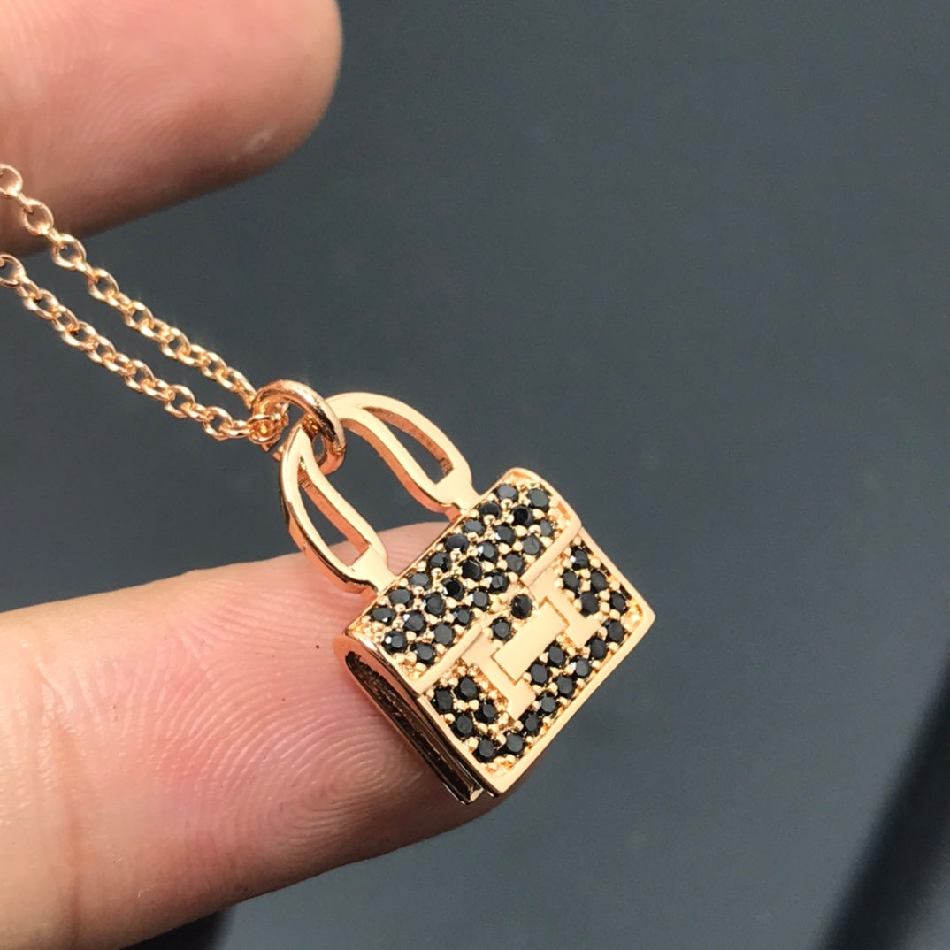 ¡®Loco¡¯HM NECKLACE ARRIVAL BLACK DIAMOND