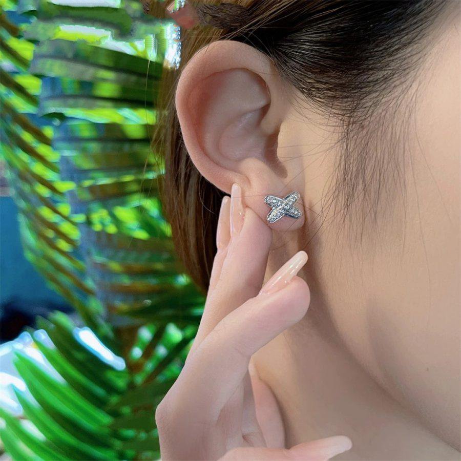 ¡®Loco¡¯JEUX DE SILVER DIAMOND EARRINGS