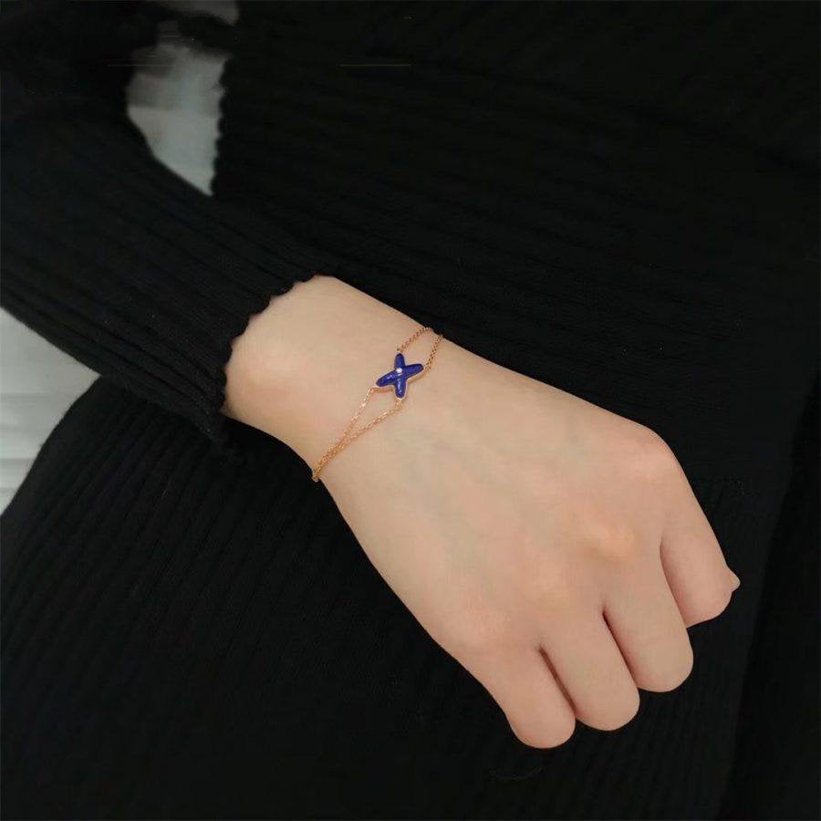 ¡®Loco¡¯Hollow Design Four-Leaf Clover Flower Shape Ring