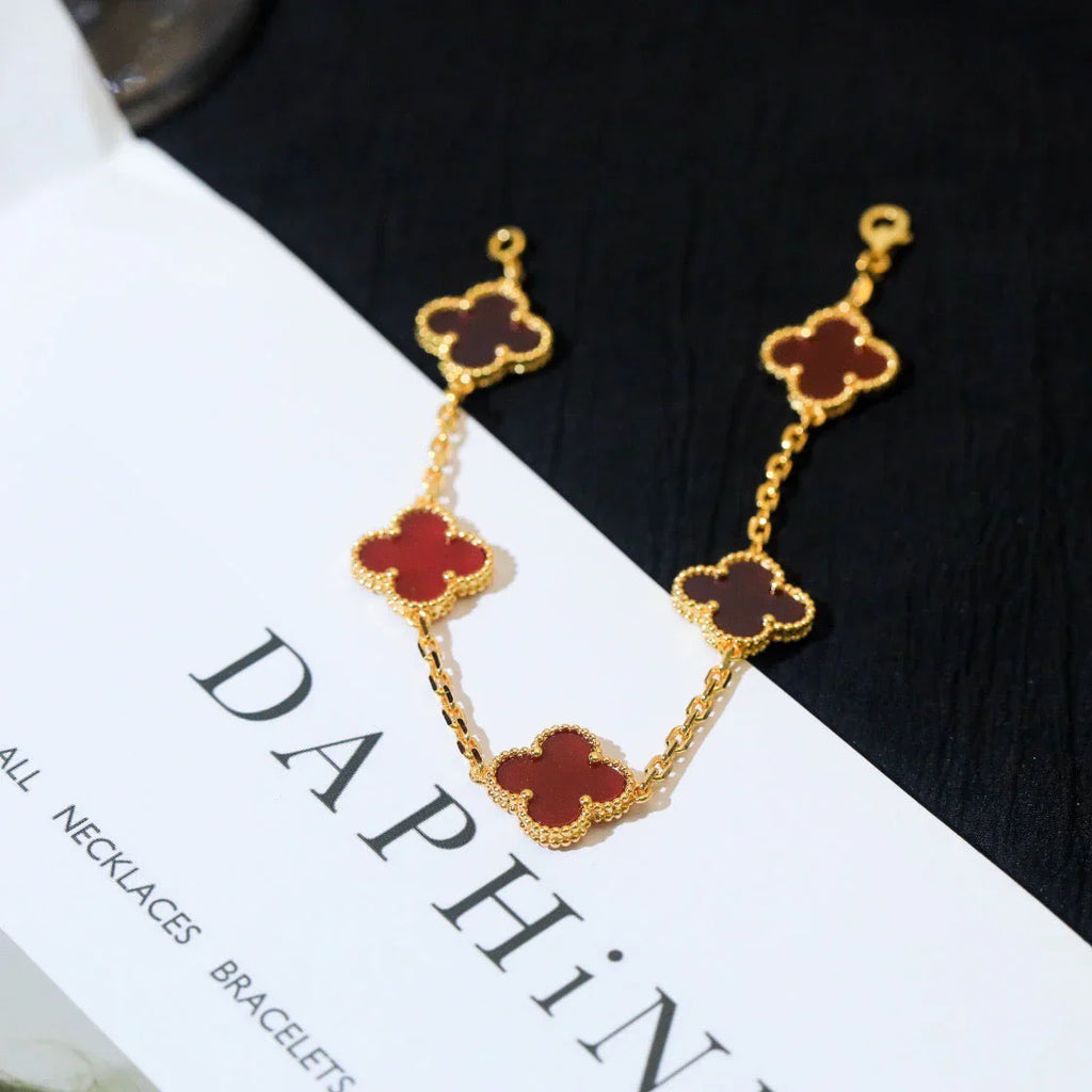 [Loco]New  CLOVER 5 MOTIF RED CORNELIAN BRACELET COLLECTION
