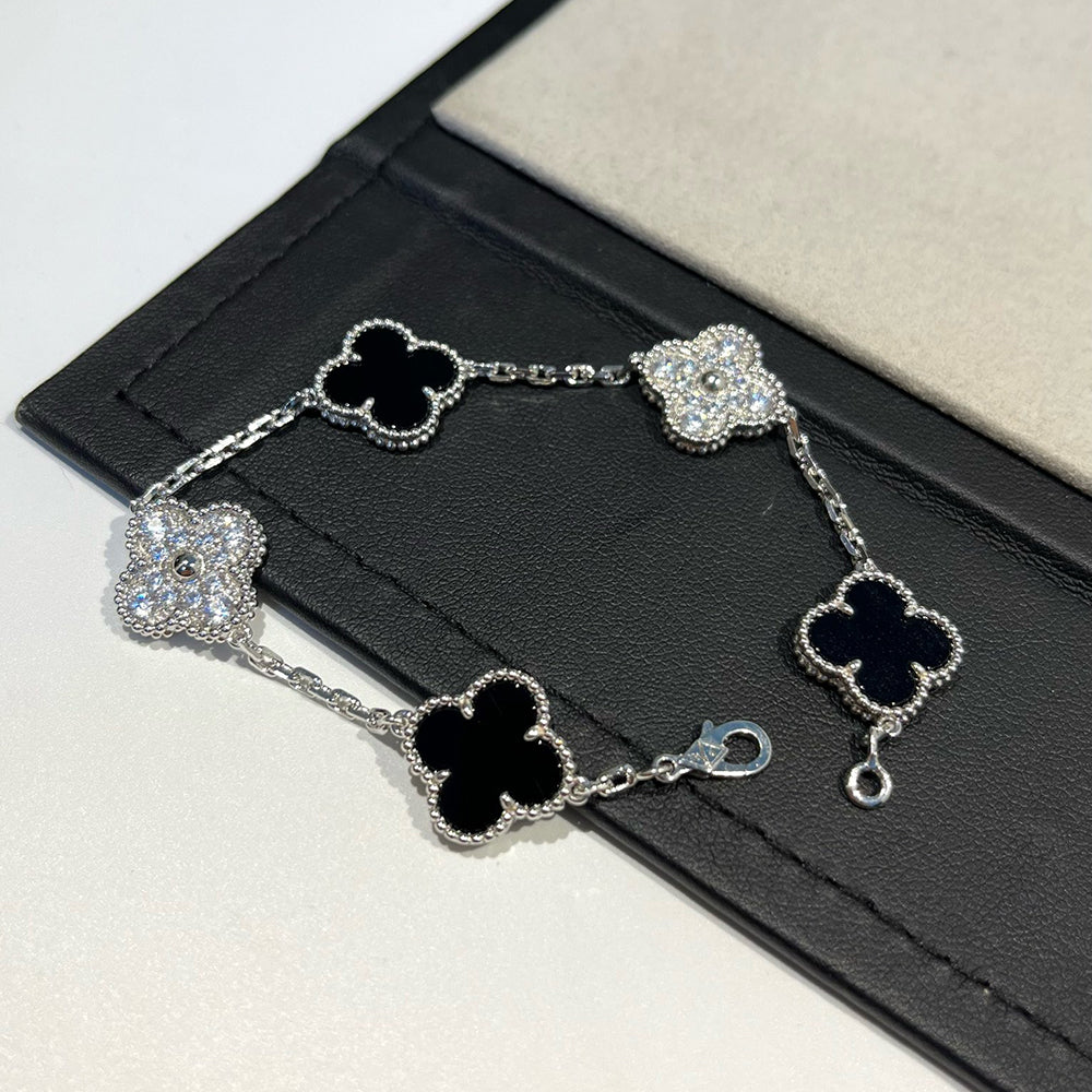 [Loco]New CLOVER 5 MOTIF ONYXS BRACELET COLLECTION