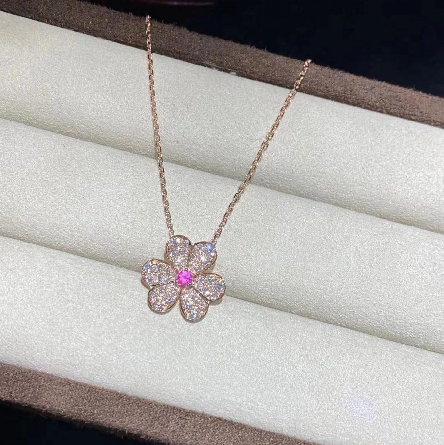 ¡®Loco¡¯FRIVOLE ROSE GOLD FLOWER DIAMOND NECKLACE