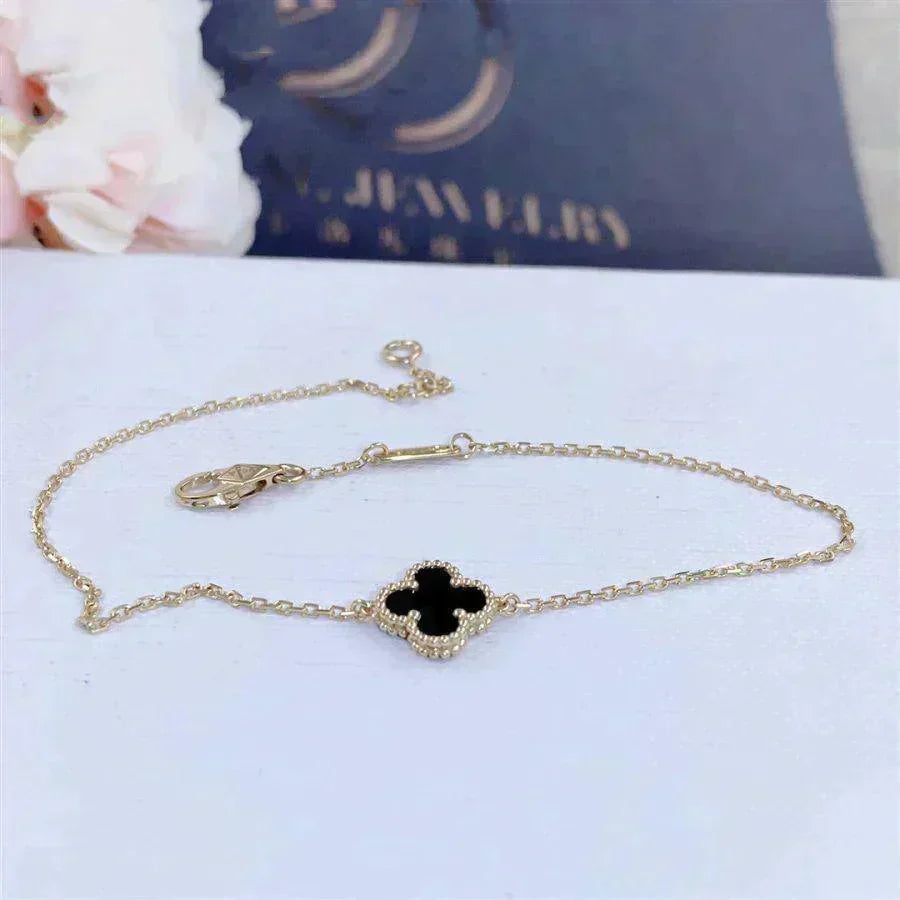 ¡®Loco¡¯CLOVER ONYX SINGLE FLOWER BRACELET