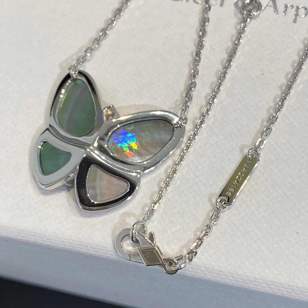 ¡®Loco¡¯LARGE BUTTERFLY SILVER PENDANT DIAMOND NECKLACE